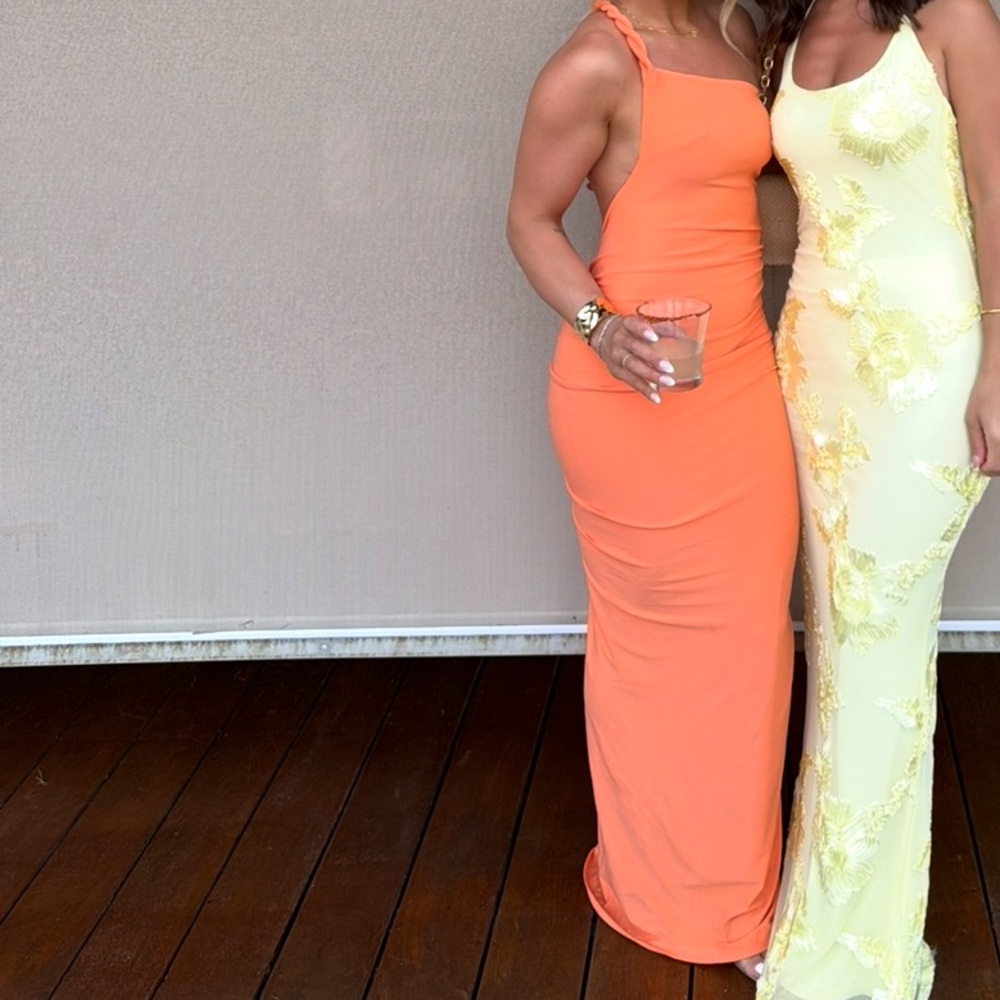 Off-Shoulder Peach Bodycon Maxi Dress - Picture 7 of 7